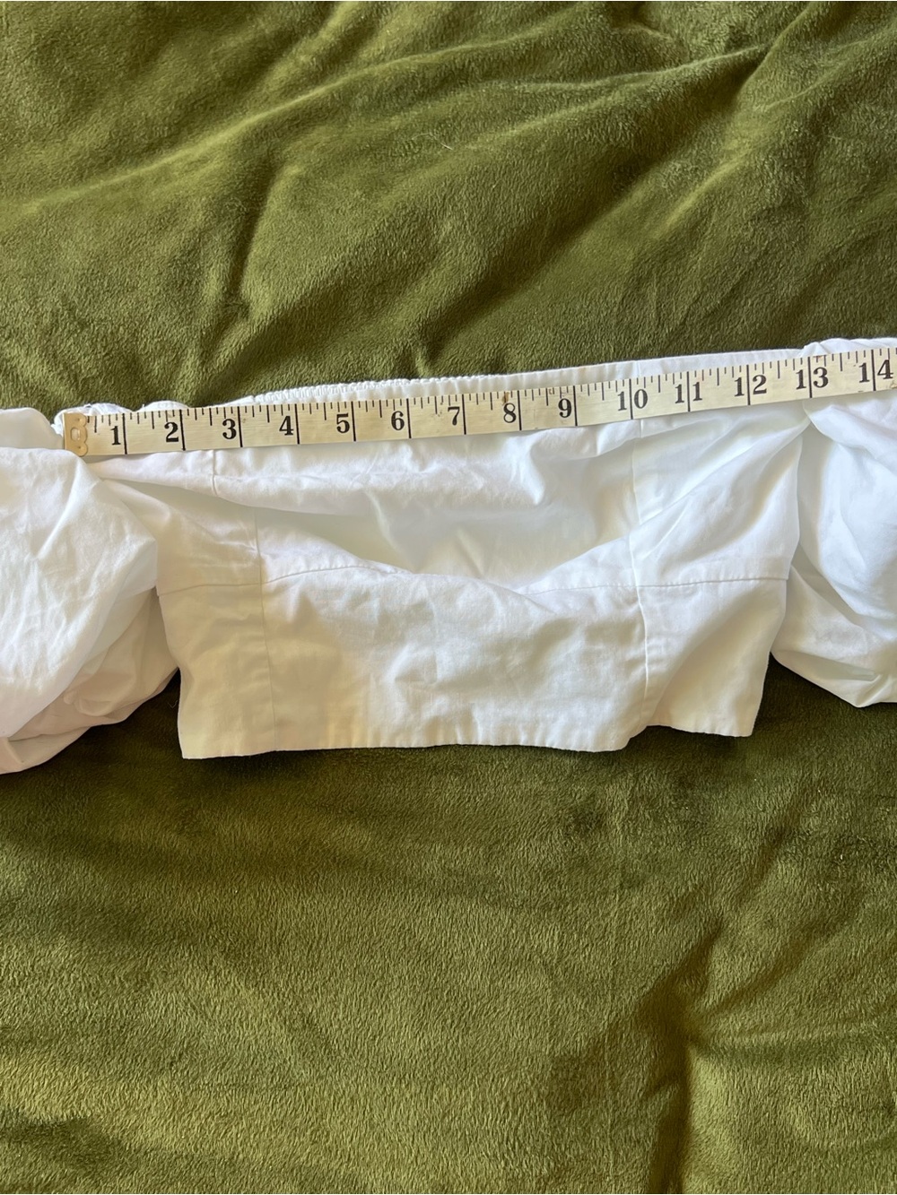 Abercrombie & Fitch White Smocked Crop Top with Puff Sleeves - Picture 4 of 5
